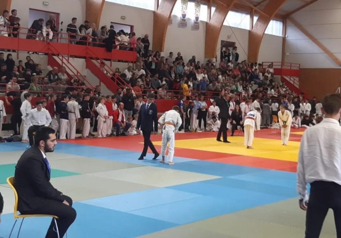 Image de l'actu 'ÉLÉONORE FAES & TANGUY VALORGE MÉDAILLÉS AU CIRCUIT MINIMES AURA DE MONISTROL/LOIRE'