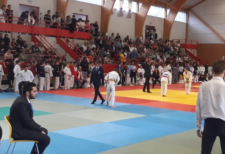 ÉLÉONORE FAES & TANGUY VALORGE MÉDAILLÉS AU CIRCUIT MINIMES AURA DE MONISTROL/LOIRE