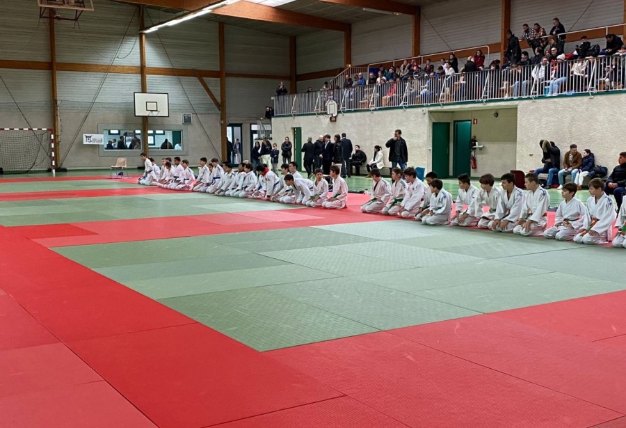 TOURNOI MINIMES & JUNIORS-SENIORS DE ST-POURCAIN-SUR-SIOULE